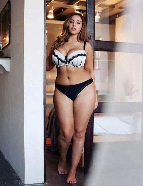 cedrick shelton recommends hot thick curvy women pic