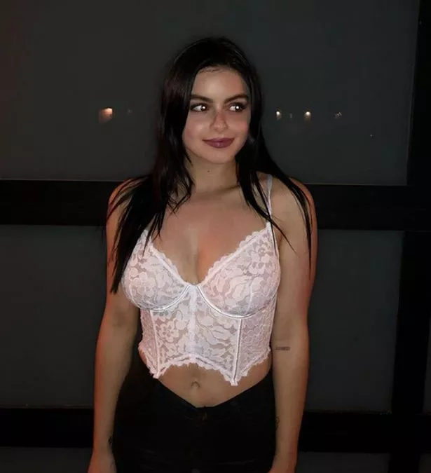 danie yssel recommends Ariel Winter Sexy Pictures