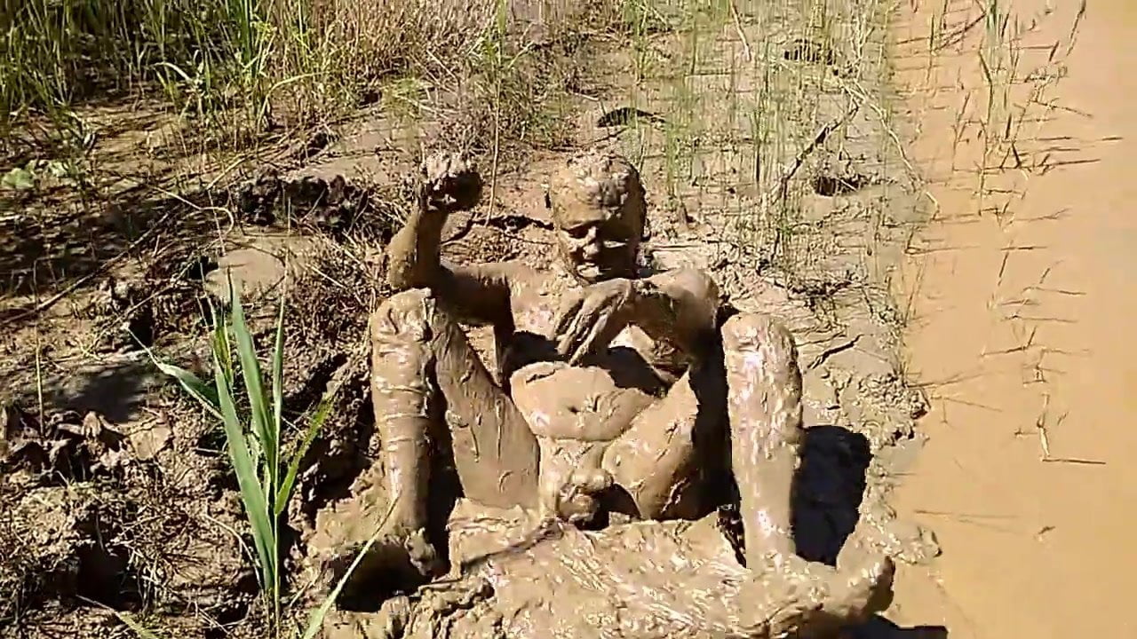 brandi clifford share nude men in mud photos