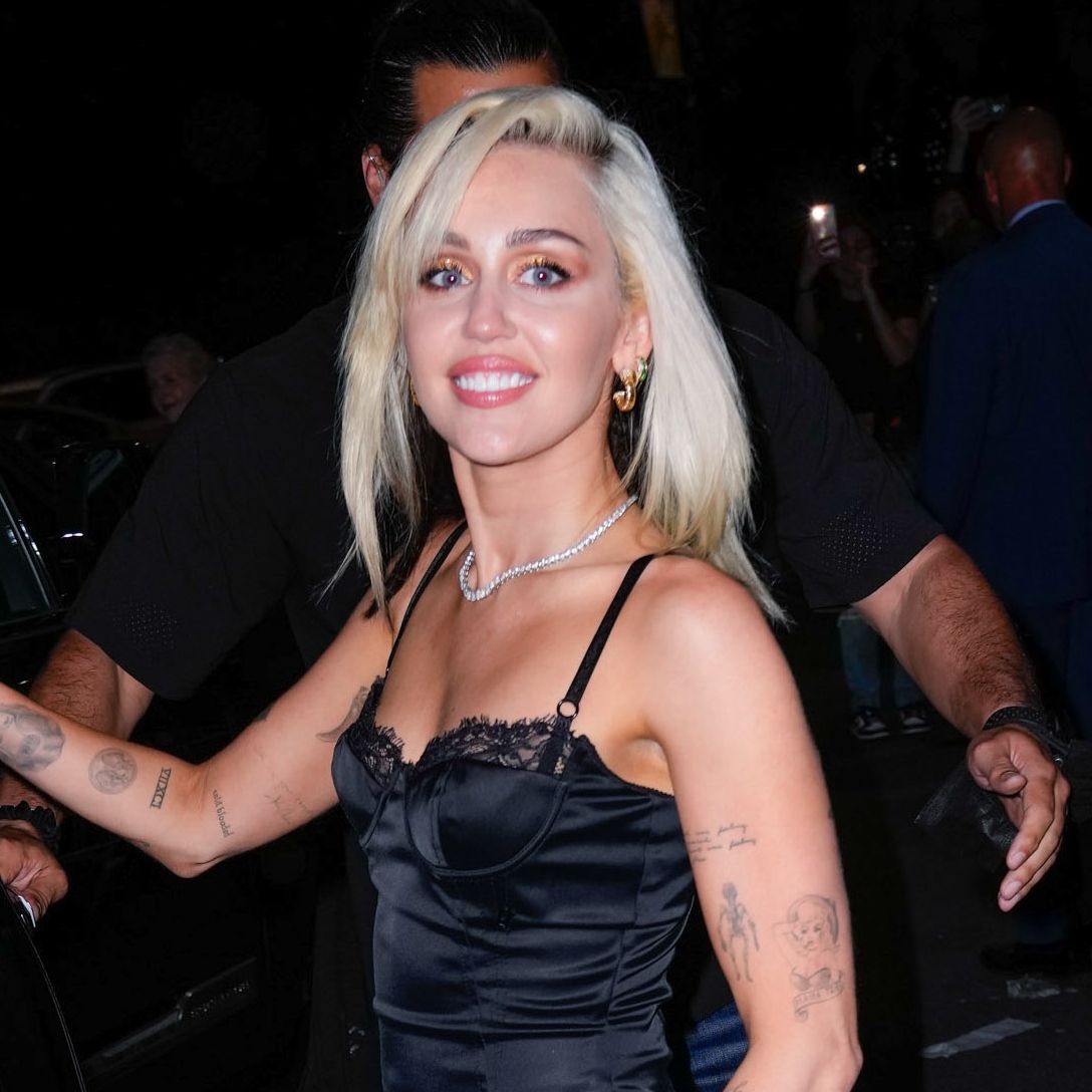 amy brossette recommends Miley Cyrus New Leaked Photos