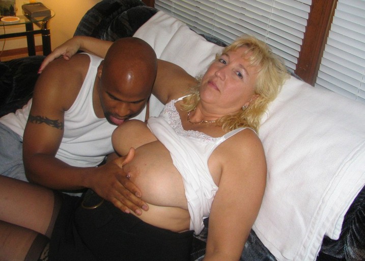 Mature White Women Fucking services wife