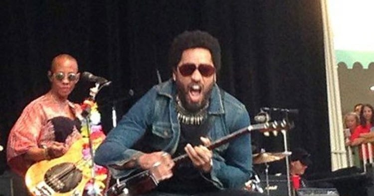 david a anderson recommends lenny kravitz penis slip pic