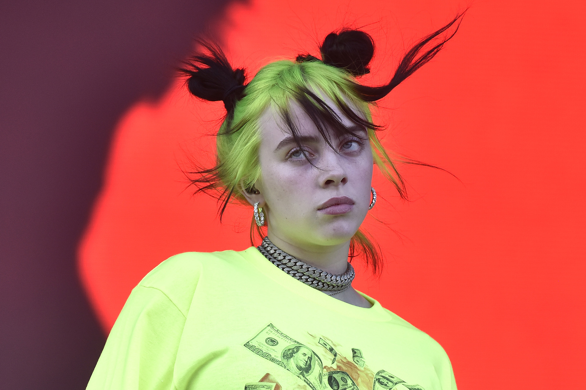 carolyn rigdon share billie eilish nipples photos