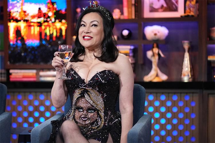 dean duhaylongsod recommends jennifer tilly xxx pic