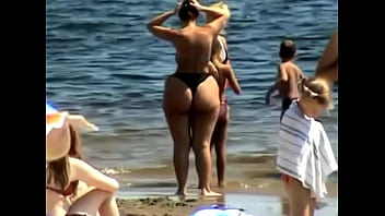 daniela llanes badili recommends Huge Booty On The Beach Porn