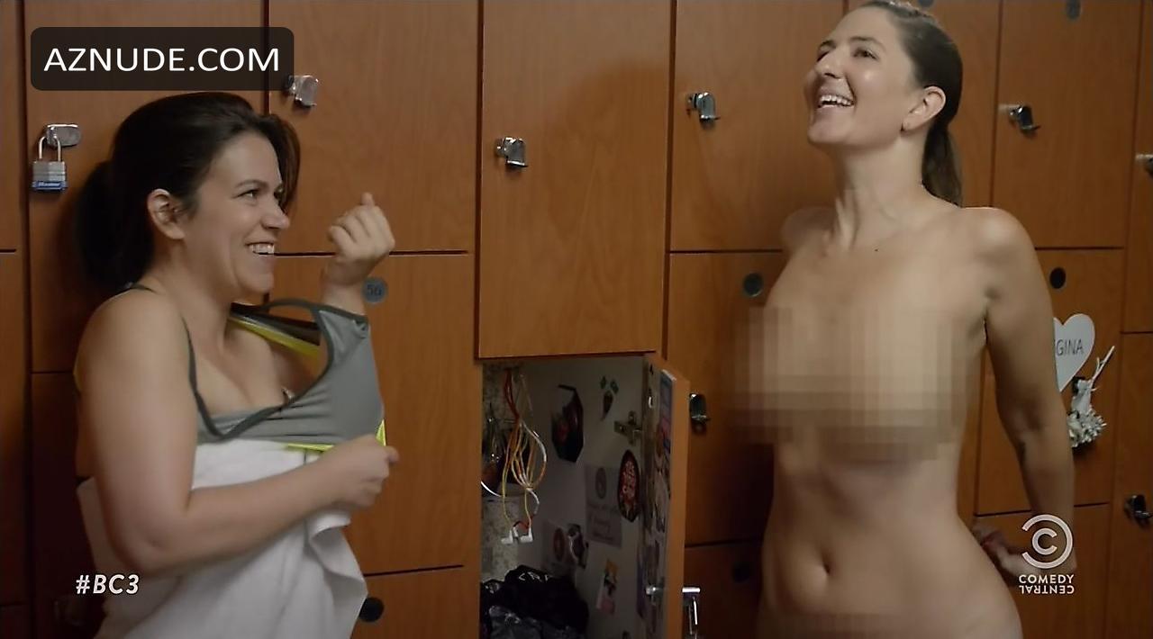 amos hsiao recommends darcy carden nude pic
