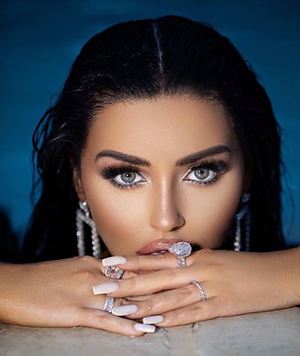 babbe love recommends abigail ratchford nude images pic