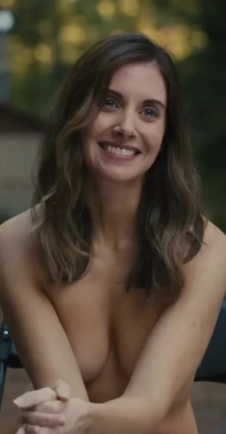 alison brie nude pics