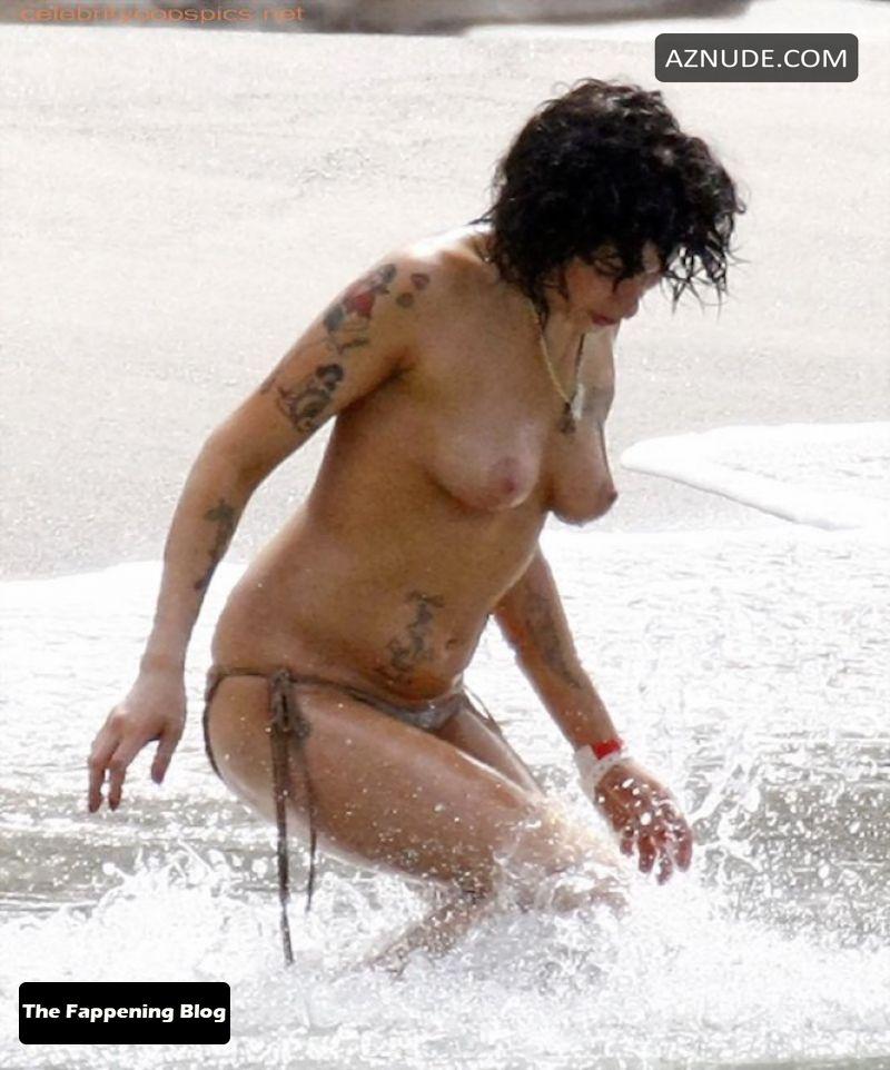 annette malcolm recommends amy winehouse nudes pic