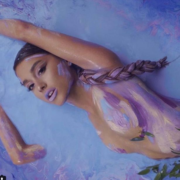 dodi abadi add photo ariana grande getting naked