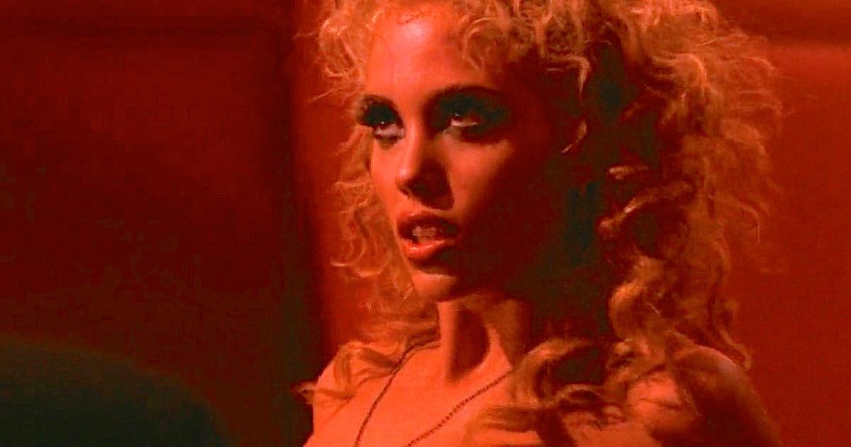 christopher vecsey recommends Elizabeth Berkley Lap Dance Scene