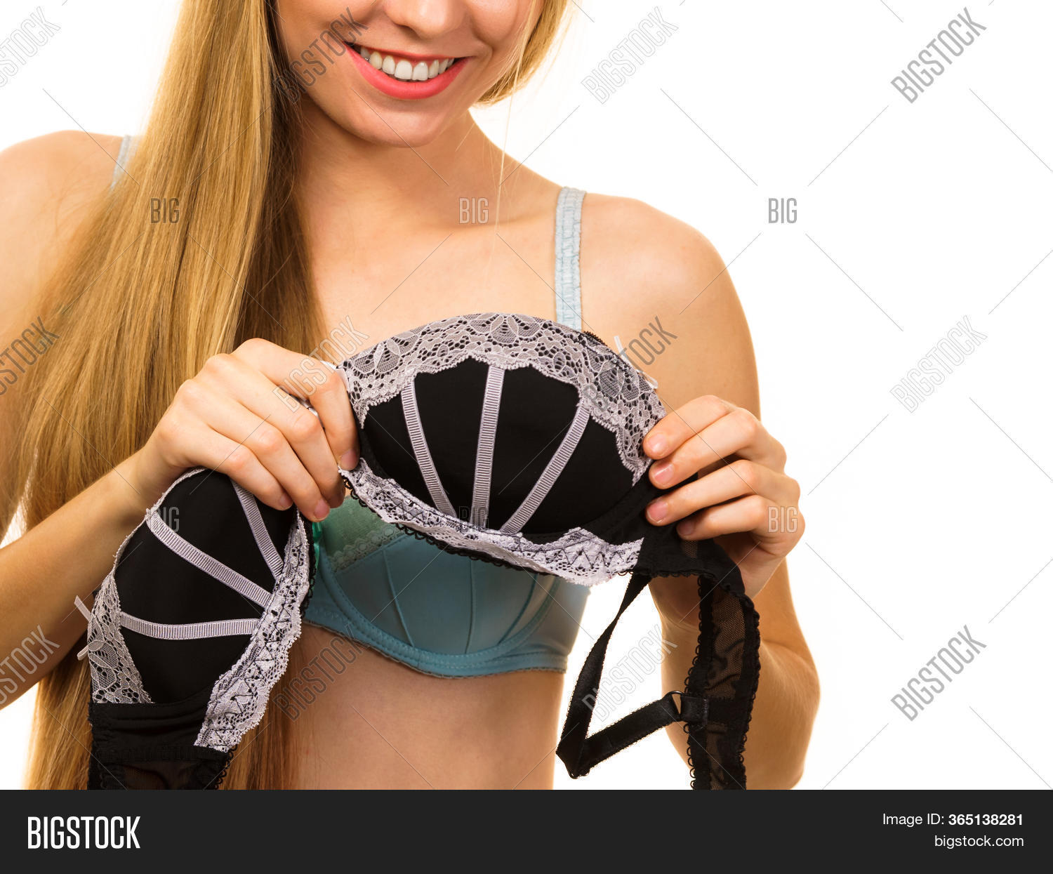 denisse ortiz add photo women trying on lingerie