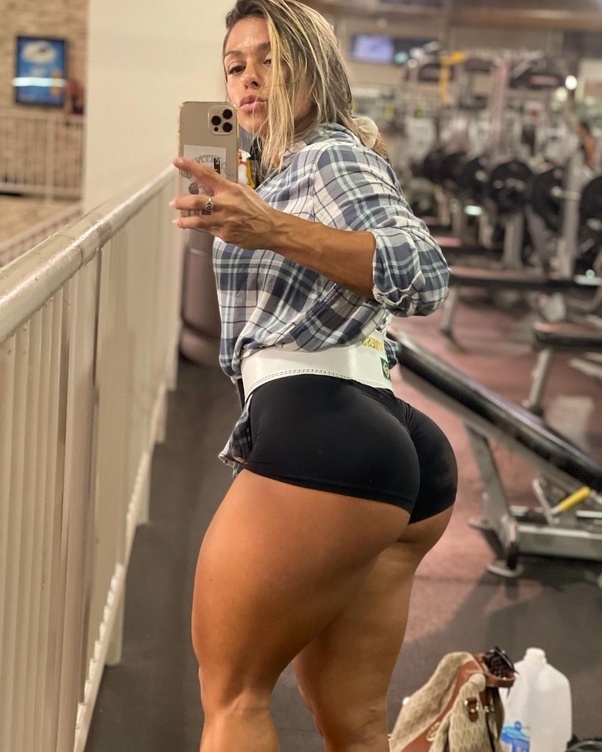 anna komarova add thick big booty latina photo