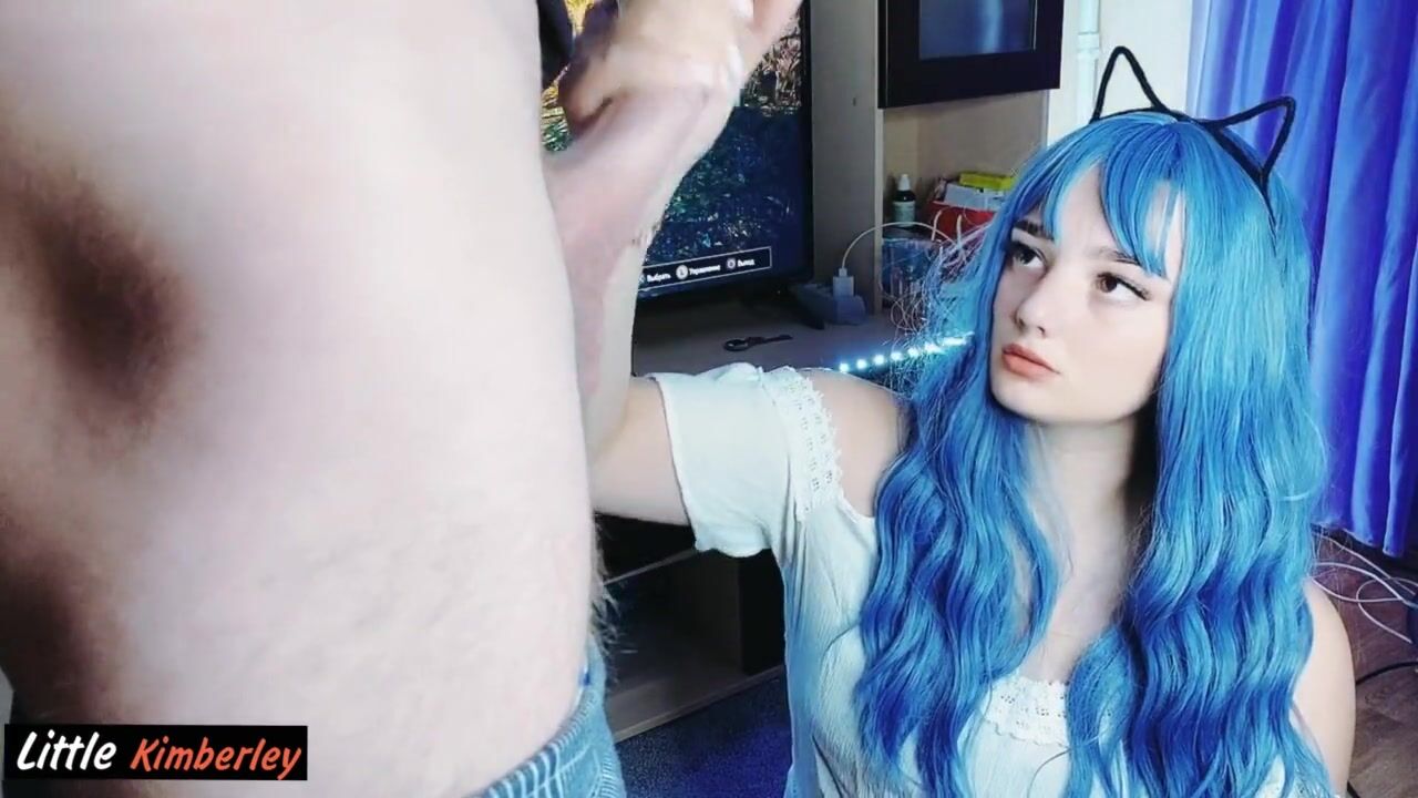 debra heck share blue hair teen porn photos