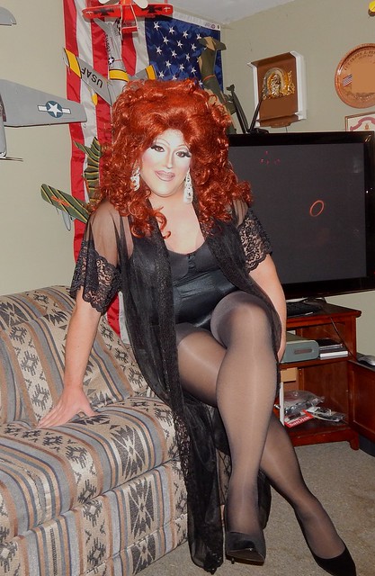 dhaval katakia recommends Ginger In Red Pantyhose