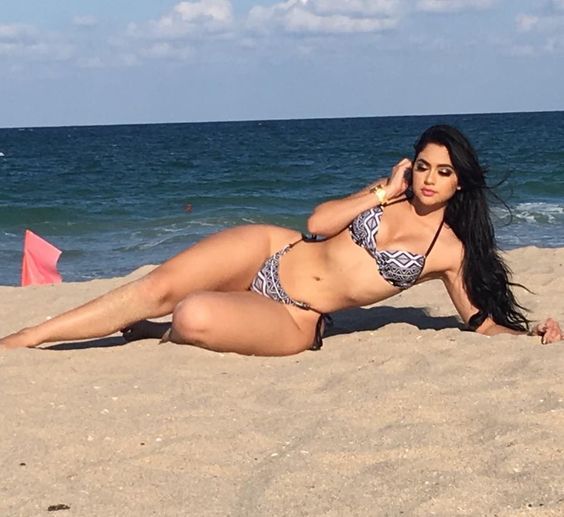 diana hansen recommends Jailyne Ojeda Bikini