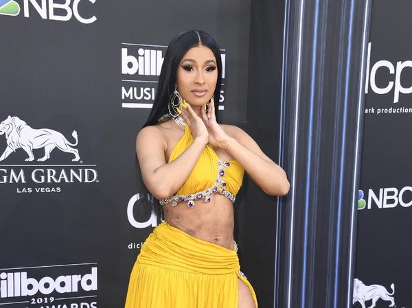 adrienne esparza recommends cardi b onlyfans pictures pic