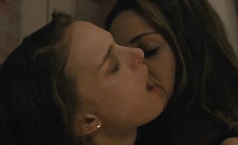 debbie thayer recommends natalie portman lesbian sex pic