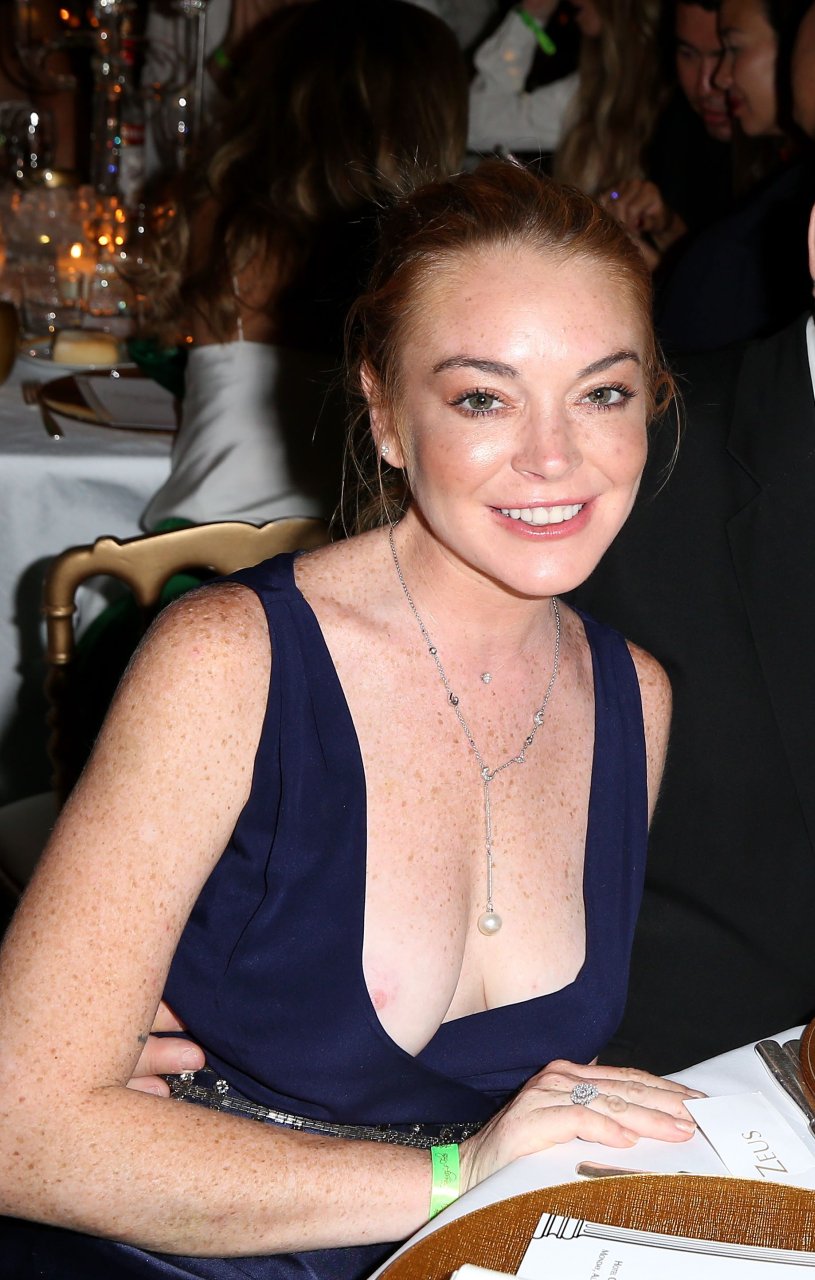 dan mcardle recommends lindsay lohan nude images pic