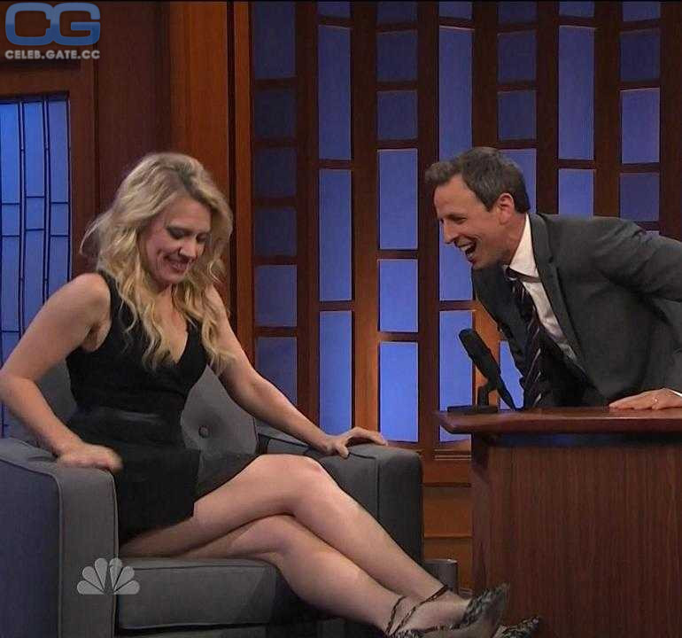 christine sadler recommends nude pics of kate mckinnon pic