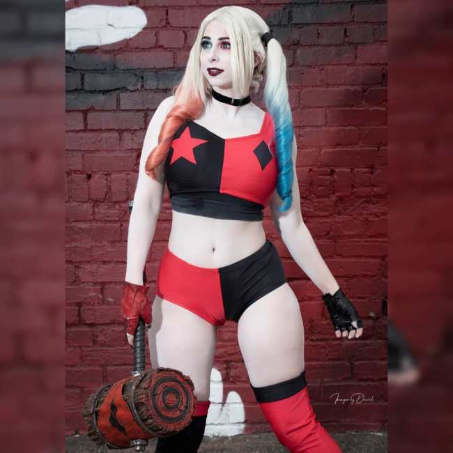 Harley Quin Cosplay Porn bikini babes