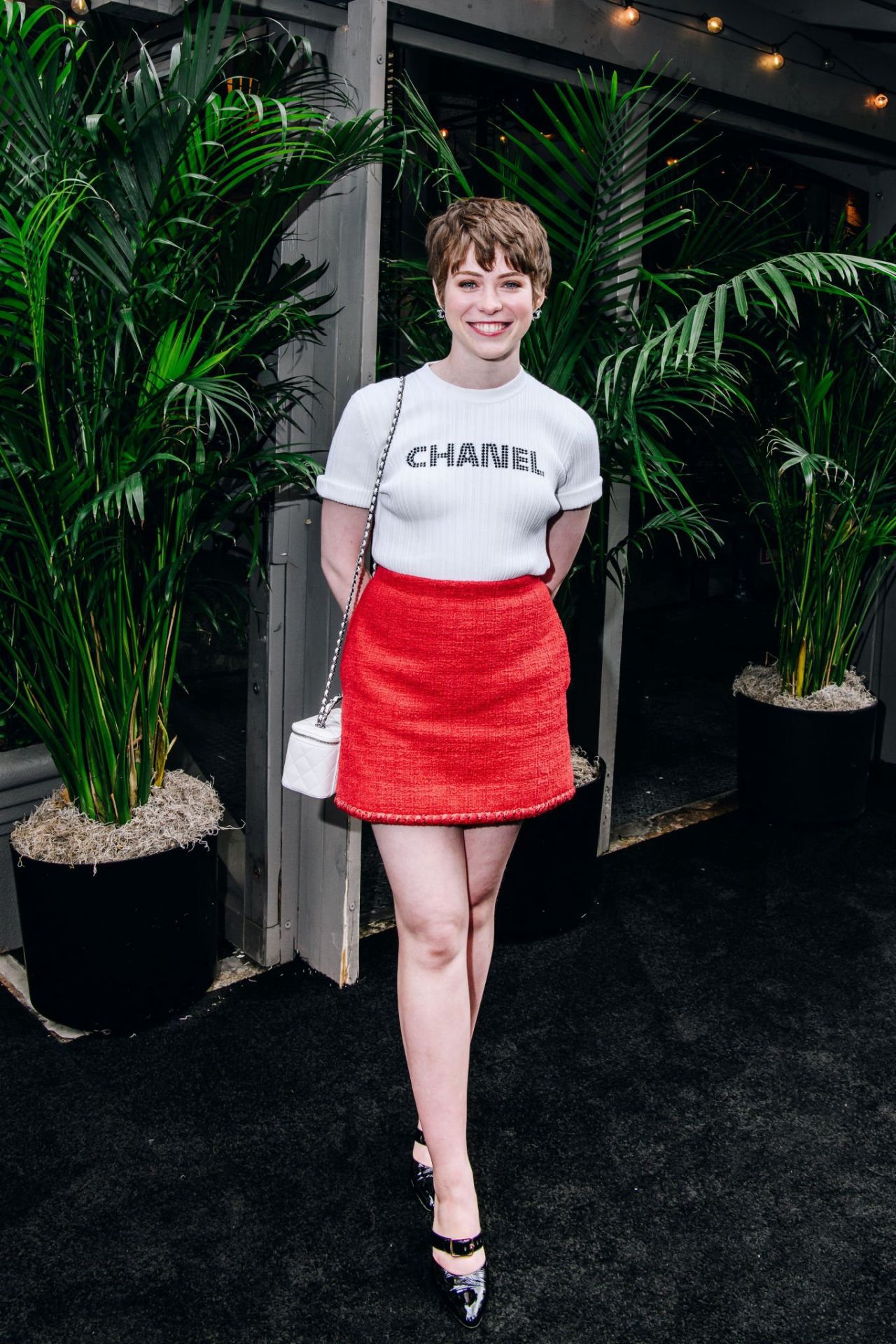 sophia lillis hot