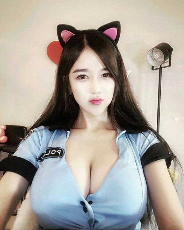 ashley rawlinson recommends korean big boobs pic