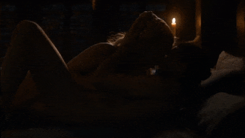 andrew ladner recommends daenerys and jon snow sex scene pic