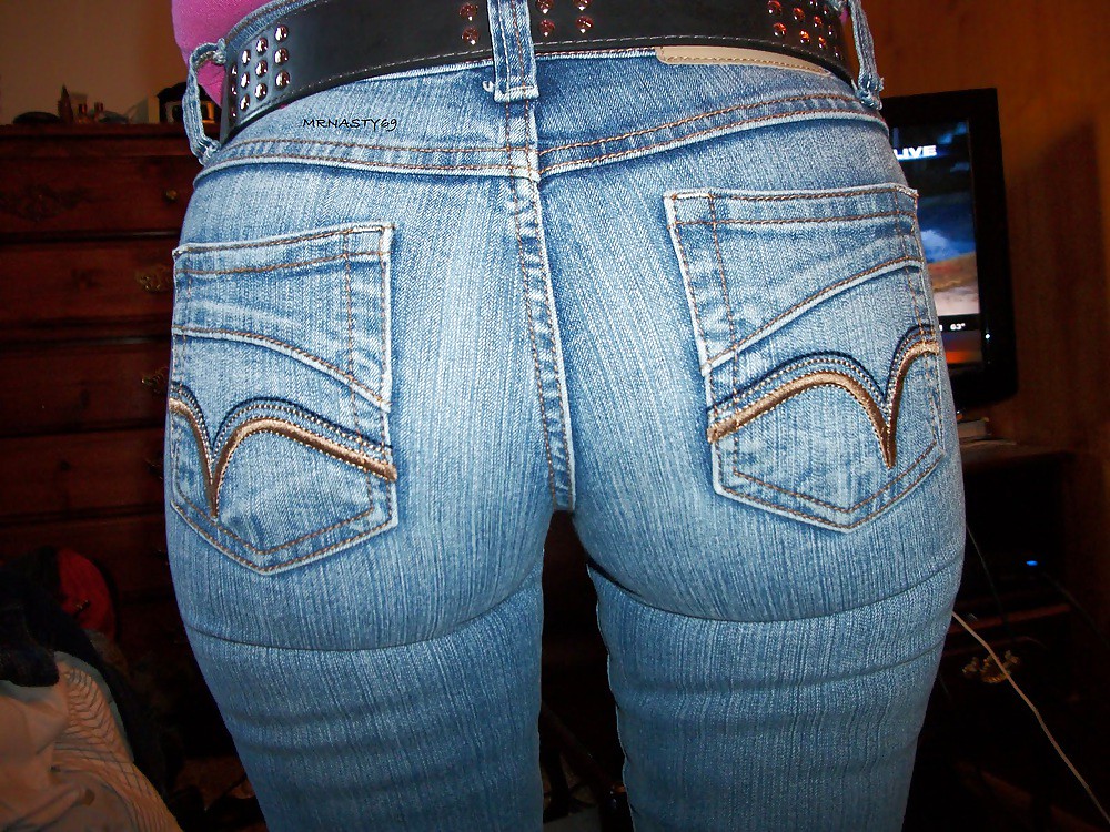 dillon mcgarvey share milf ass in jeans photos