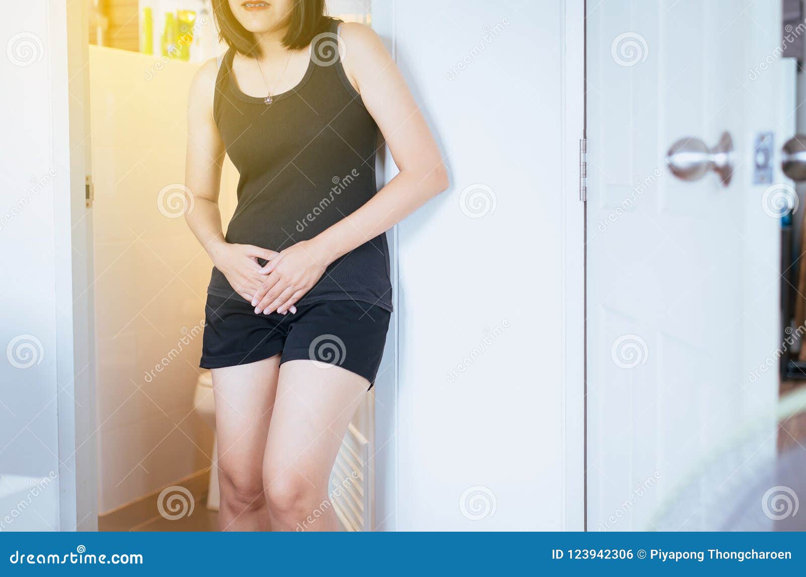 chris treml add photo desperate girls peeing in the bathroom