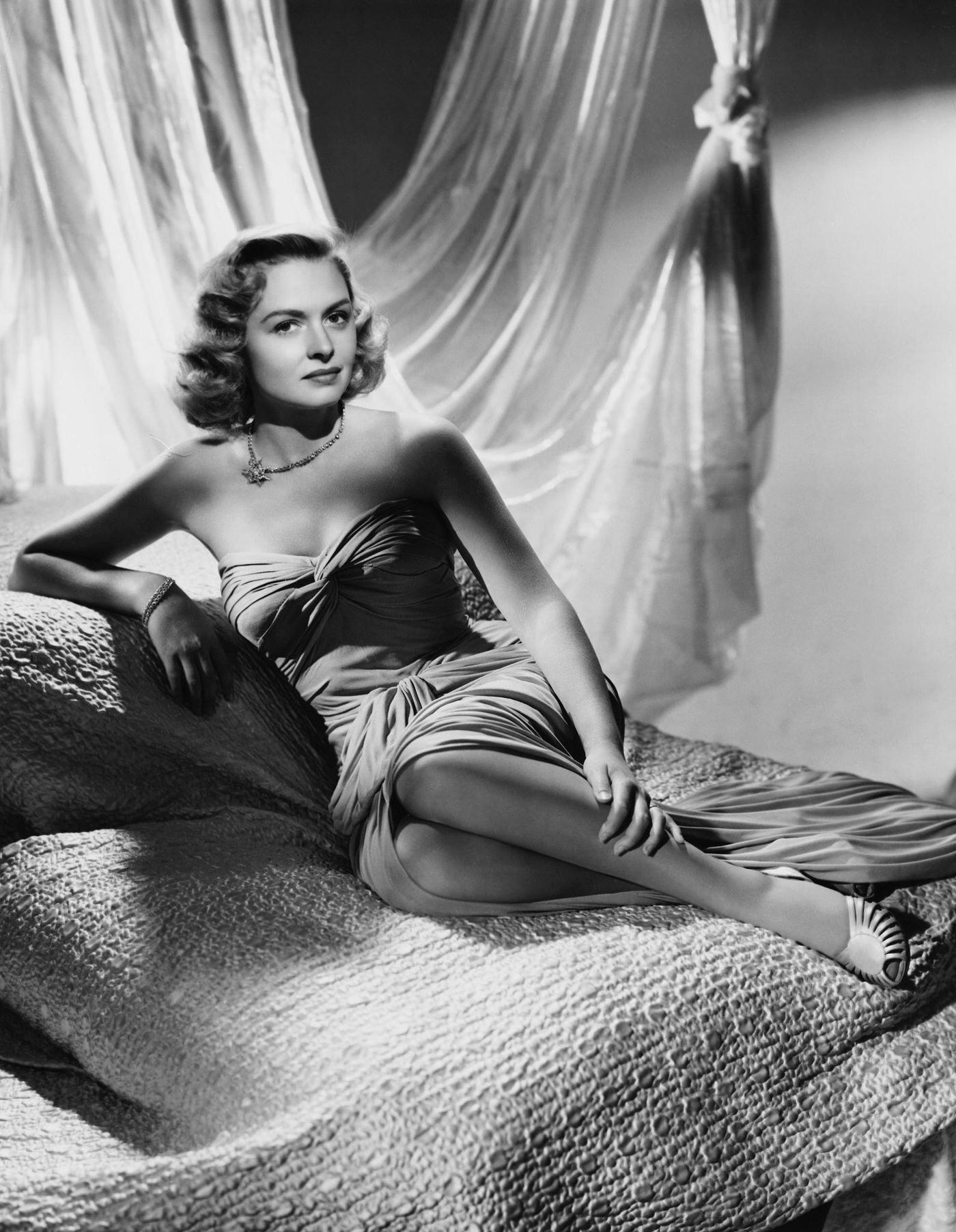 delores jasper recommends Donna Reed Sexy