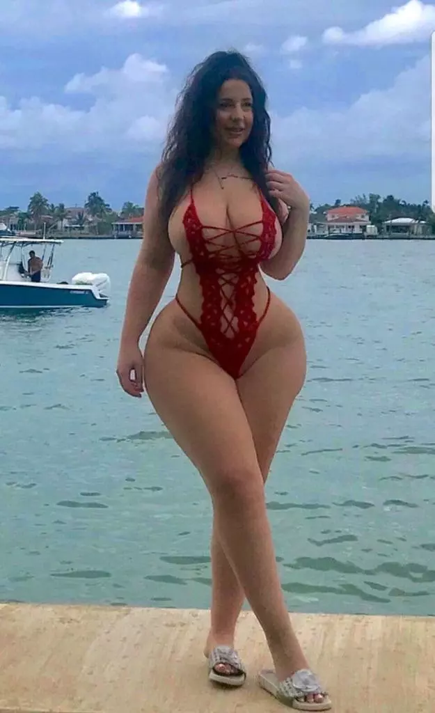 dianna scott recommends big boobs in public pics pic