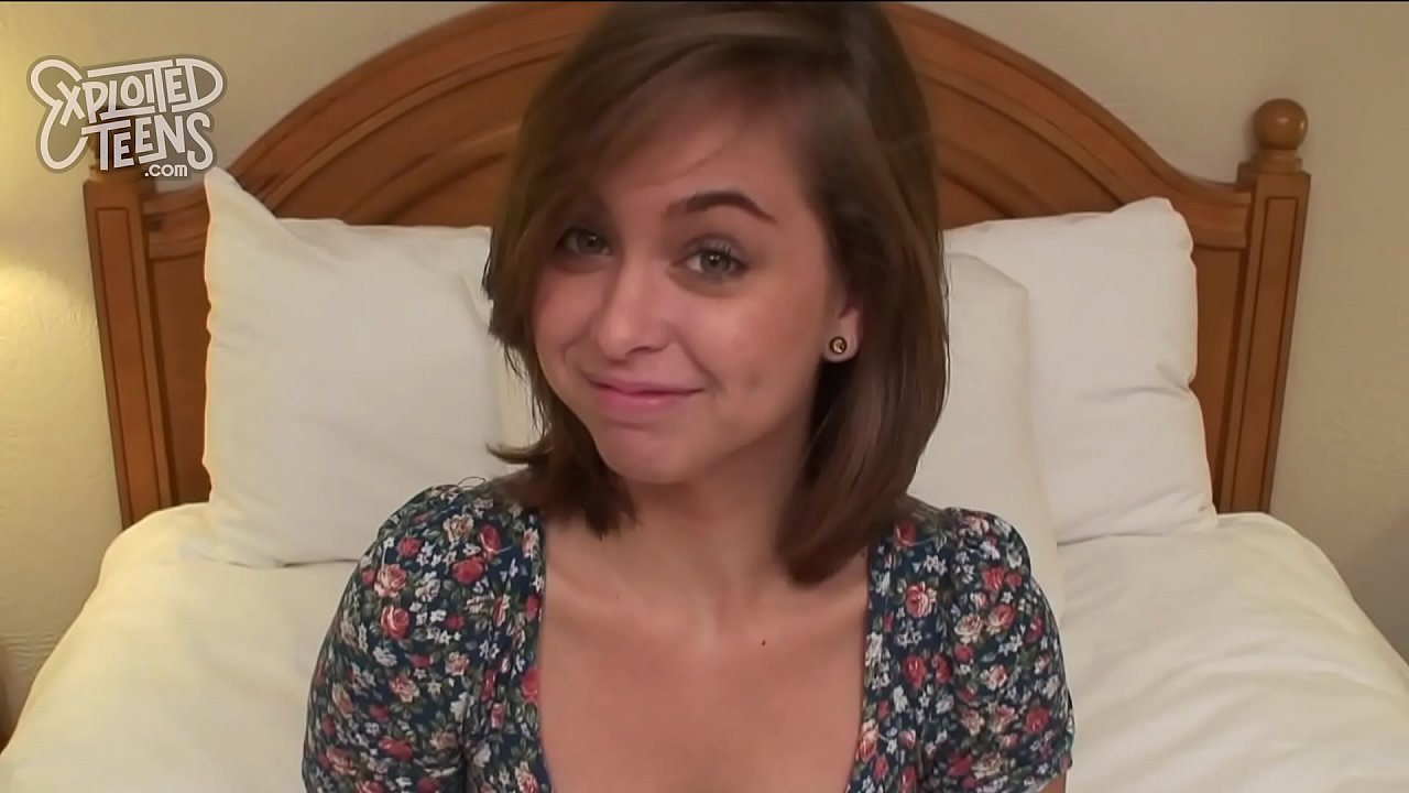 connor edmunds recommends riley reid first porn scene pic