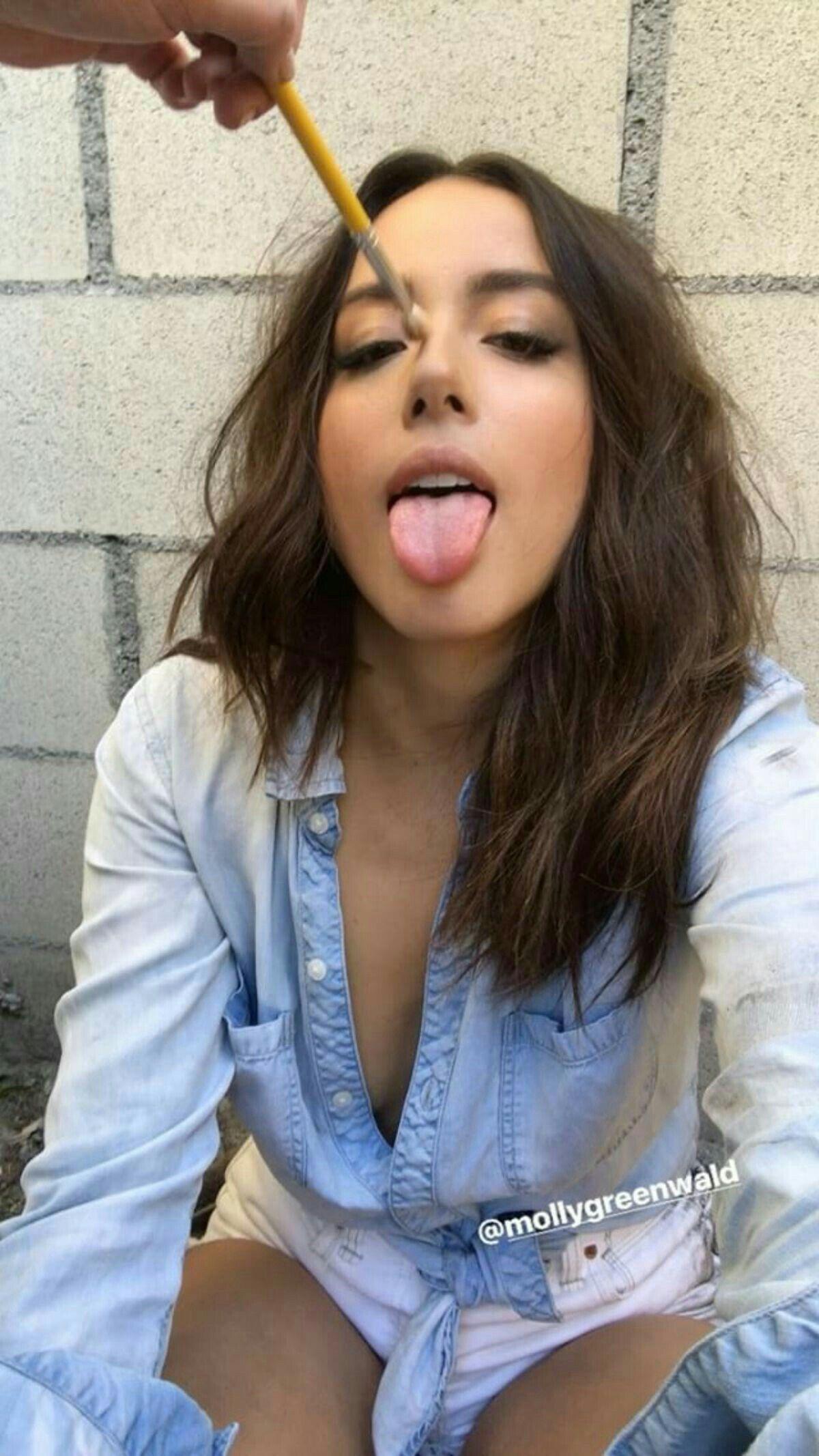 claude crews recommends Chloe Bennet Topless
