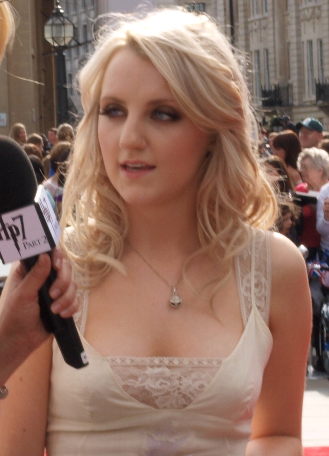 amanda welte recommends evanna lynch hot pic