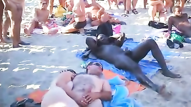 Orgy On The Beach facial selfies