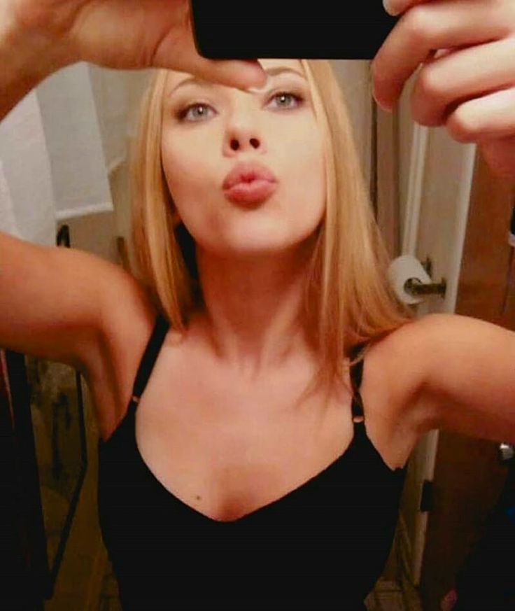 Scarlett Johansson Nude Selfie spanking stories