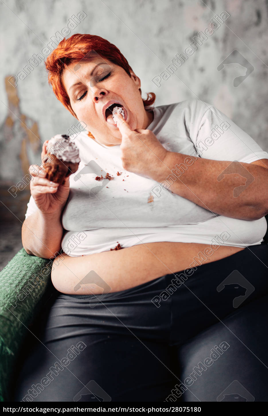 alex smeeth share fat girls eating cake photos