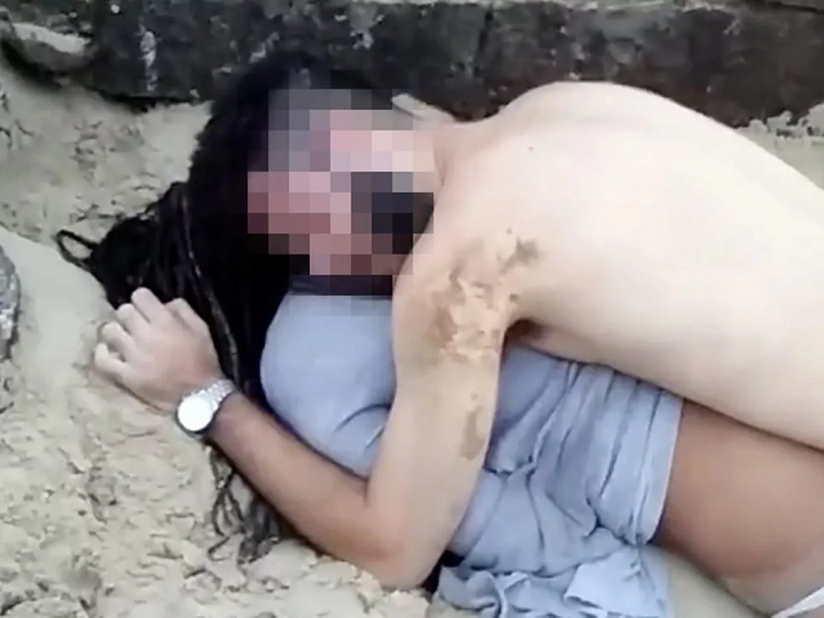 Girl Caught Sleeping Naked videorama porno