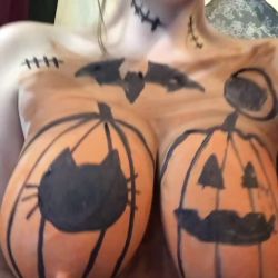 beverly putnam recommends halloween tits tumblr pic