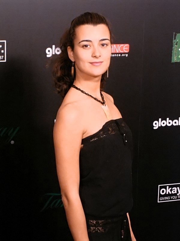 disha dikshit recommends has cote de pablo ever posed nude pic