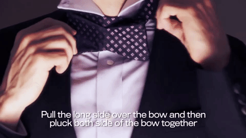 how to tie a bow tie gif