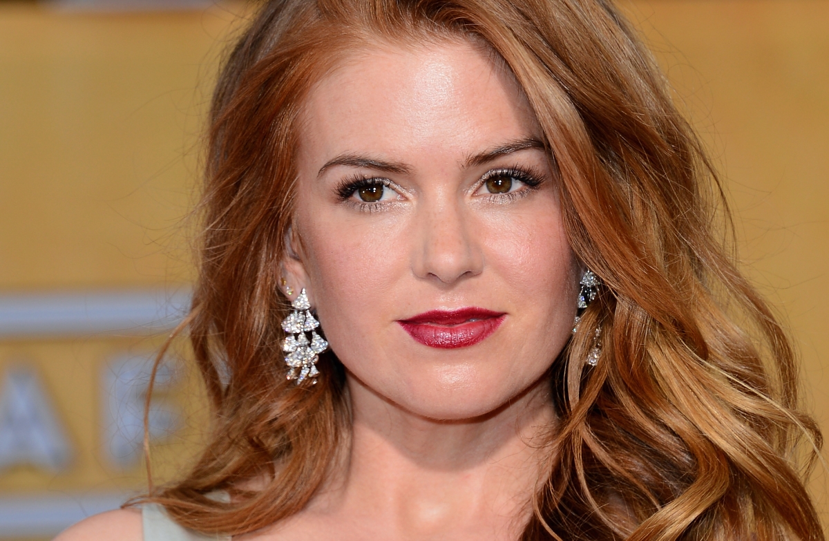 alison isbell recommends isla fisher mr skin pic