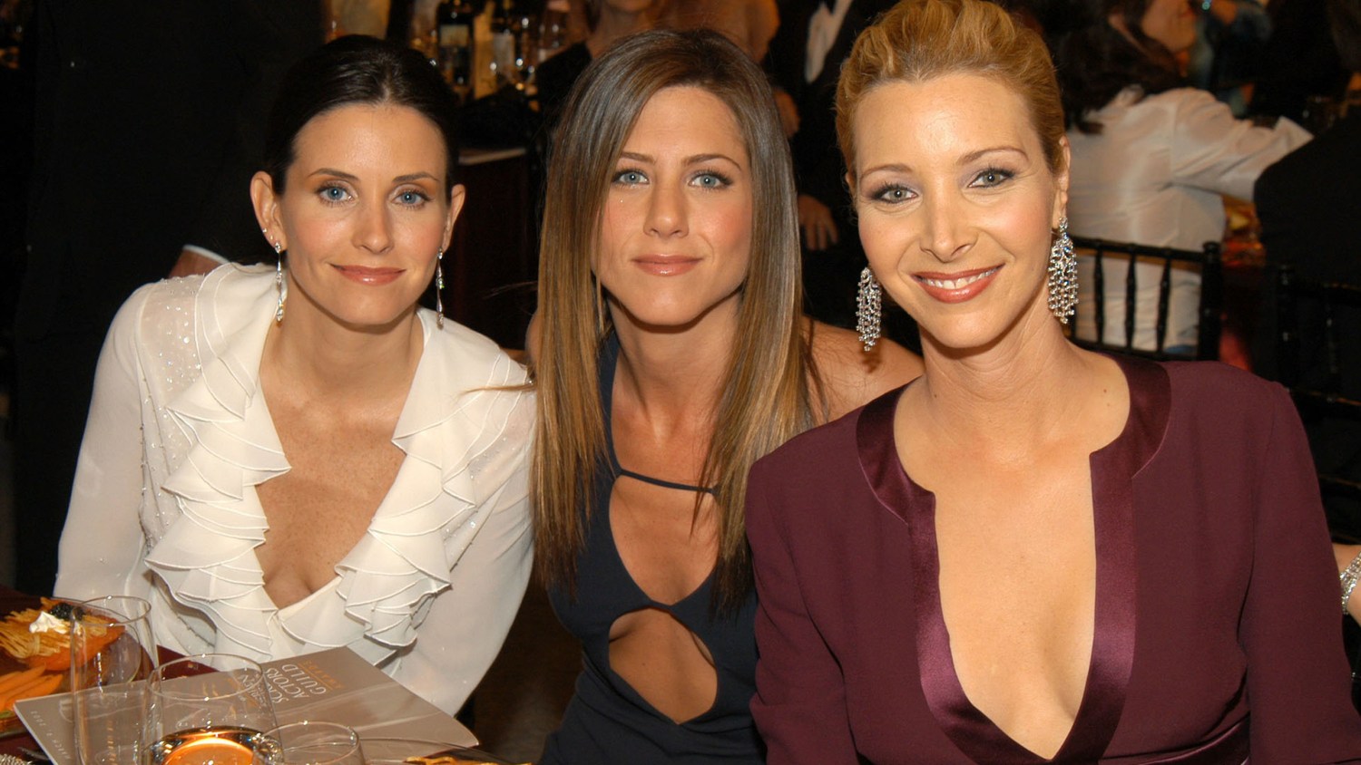 carrie buell recommends jennifer aniston and courteney cox nude pic