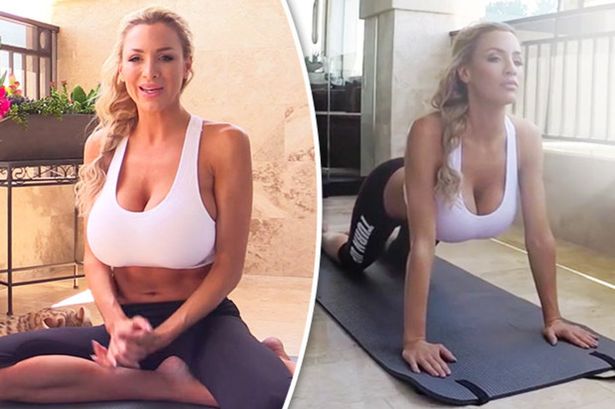 delcine kelly share jordan carver nude yoga photos