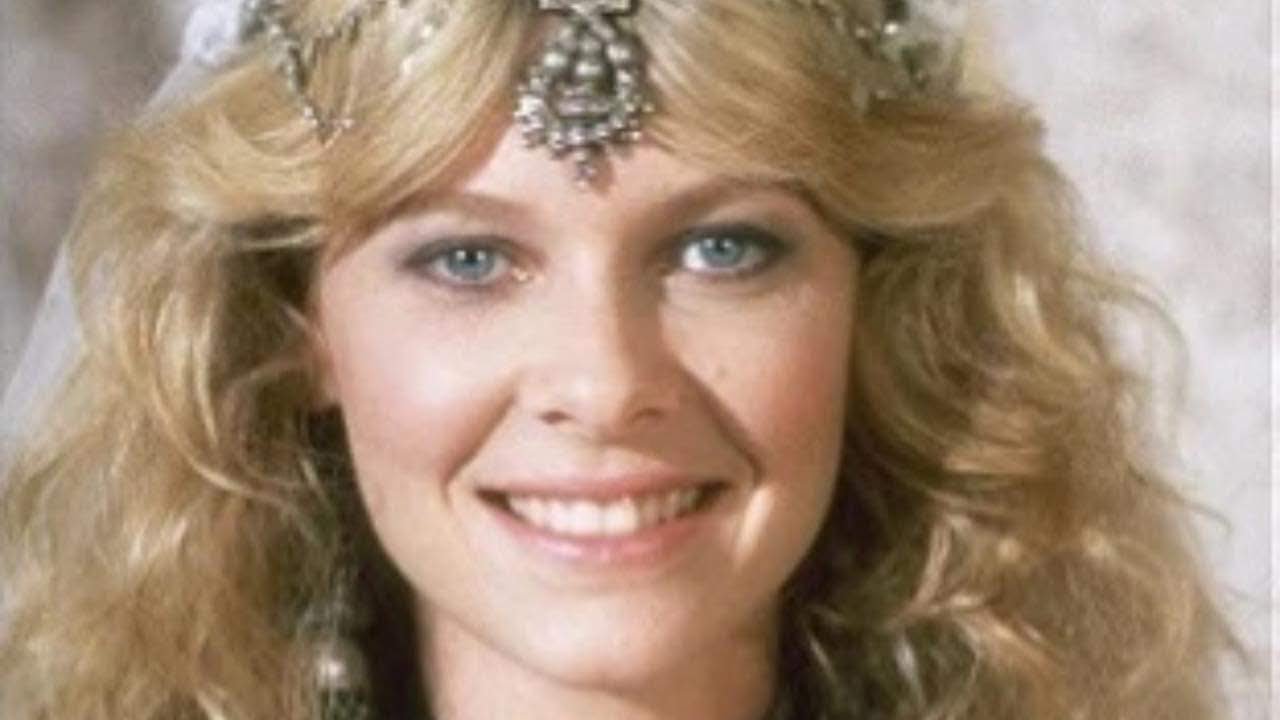 Kate Capshaw Sexy Pics gran canaria