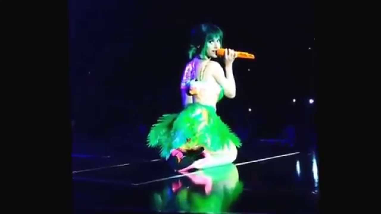 anant thakur recommends katy perry sexy dance pic