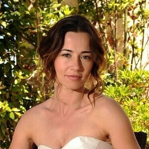 bradley bunch recommends Linda Cardellini Leaked Nude