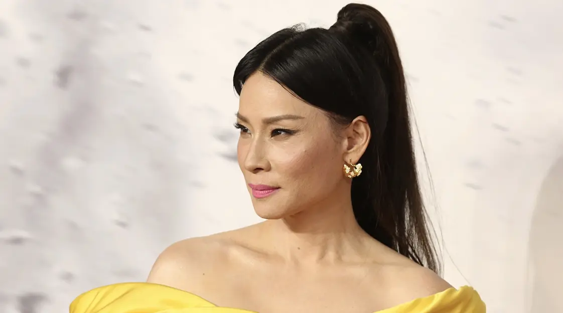 allie reynolds recommends Lucy Liu Breasts