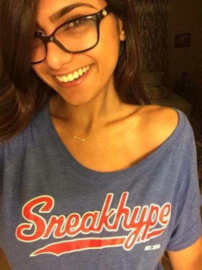 aida oliveira recommends mia khalifa punches fan pic